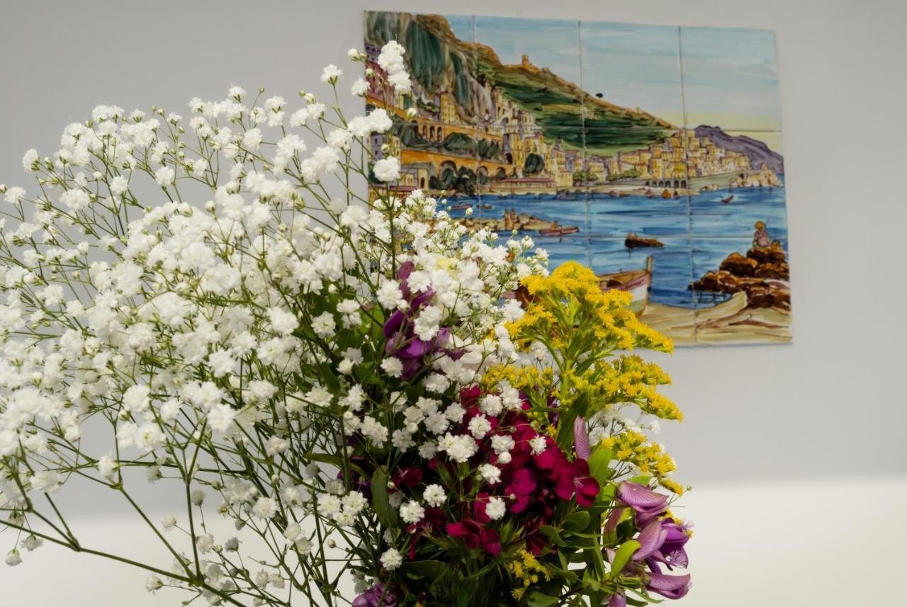 Grecale - Amazing Apartment With Patio And Sea View Maiori Exterior foto